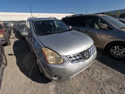 Vehicle: 2012 NISSAN ROGUE (Lot 117)