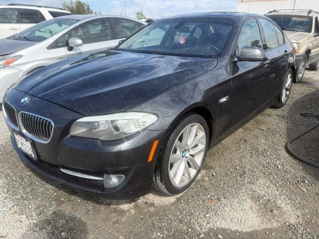 Vehicle: 2011 BMW 535I (Lot 22)