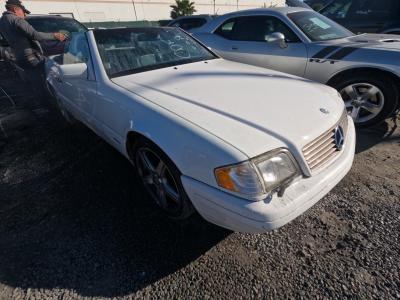 Vehicle: 1998 MERZ SL CLASS (Lot 57)