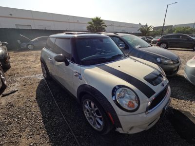 Vehicle: 2007 MINI COOPER (Lot 75)
